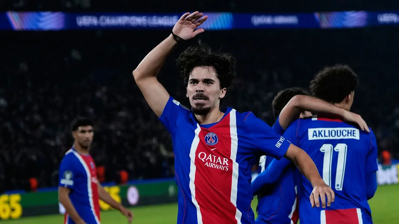 PSG învinge Barcelona cu 4-2, punând capăt fără egalării sezonierei